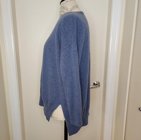 Biline Blue Cashmere Sweater - Picture 2 of 10
